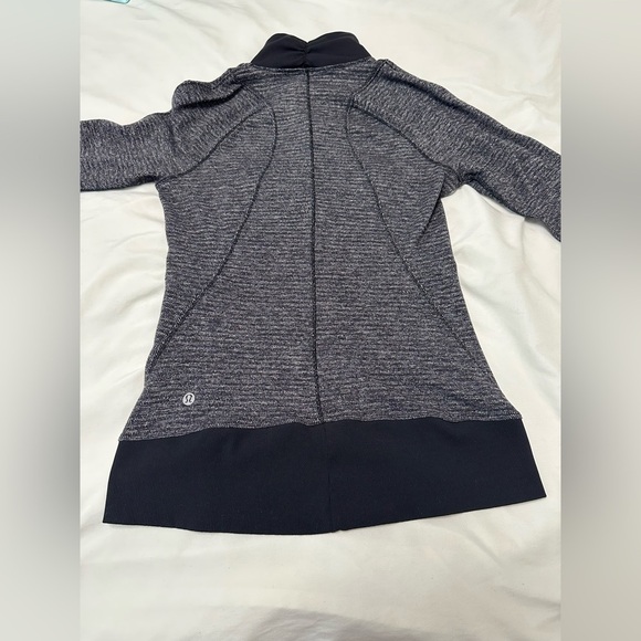 Lululemon Runderful 1/2 Zip - Picture 7 of 11